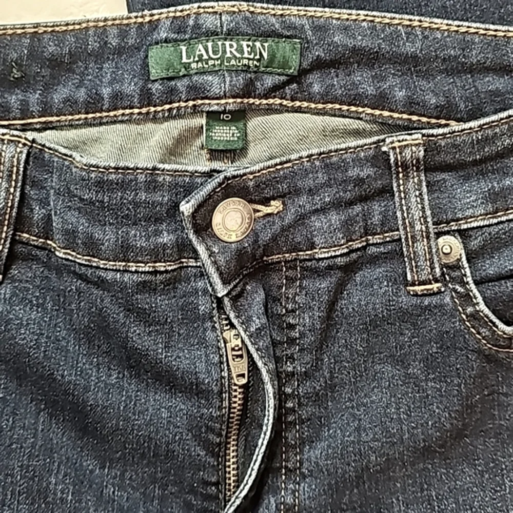 🏇Ralph Lauren Premier Straight Jeans. Women's Size: Waist 10x31 Inseam.
